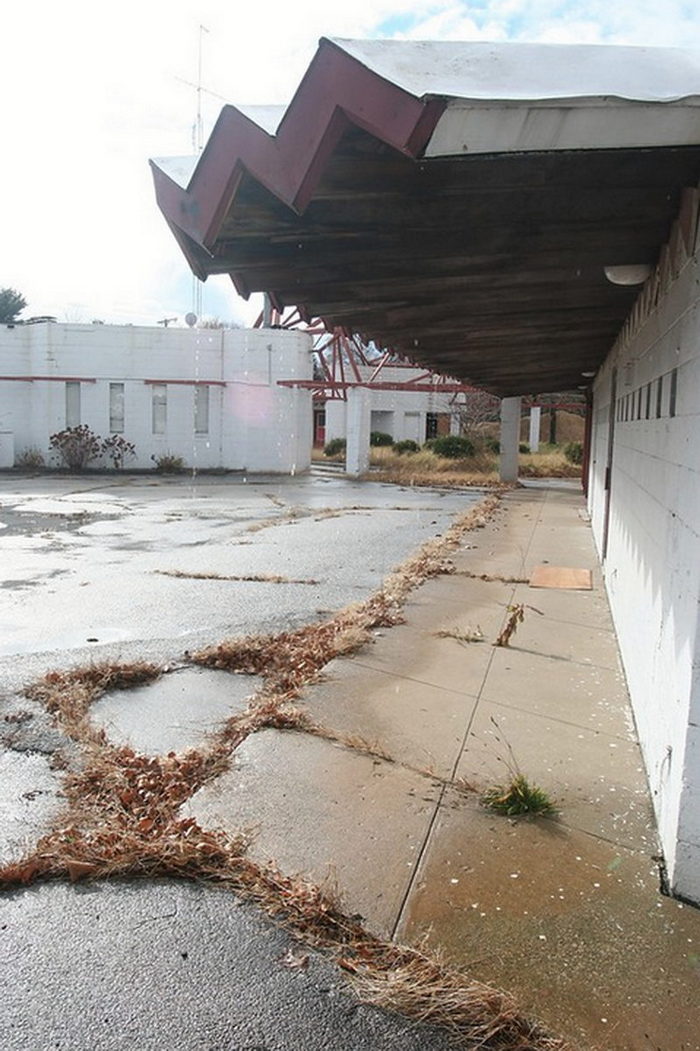 Snow Flake Motel - 2006 Photo By Brad Cornelius On Flickr